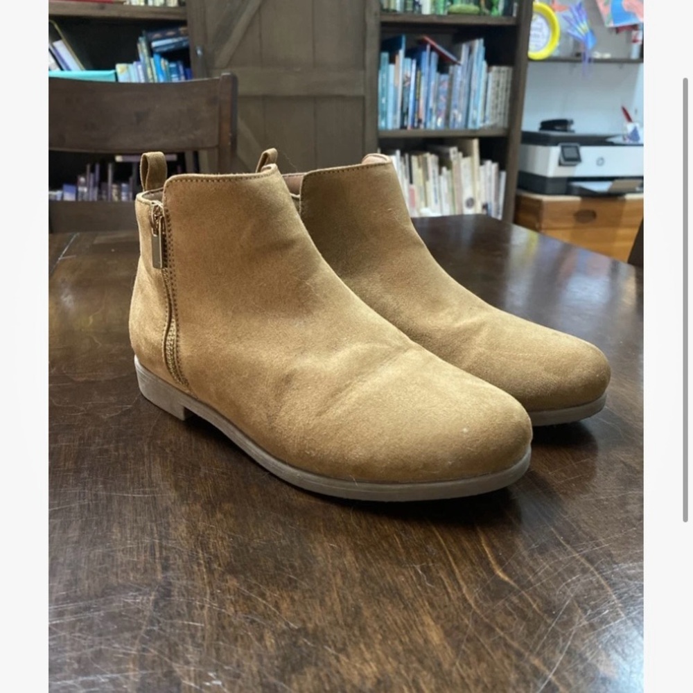 Harvest Land girls ankle boots brown size 4